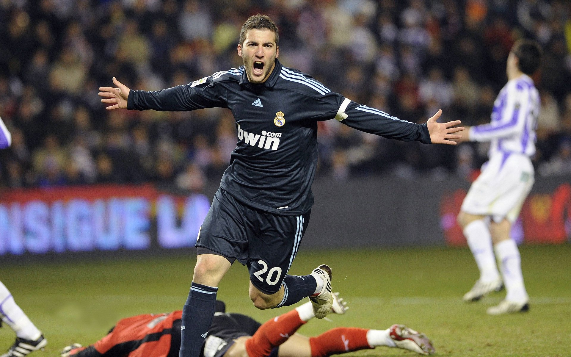 详细阅读:开云在线登入-前维拉助教:拉什福德罚球质量出色应主罚任意球,拉什福德进球视频 开云在线登入-前维拉助教:拉什福德罚球质量出色应主罚任意球,拉什福德进球视频